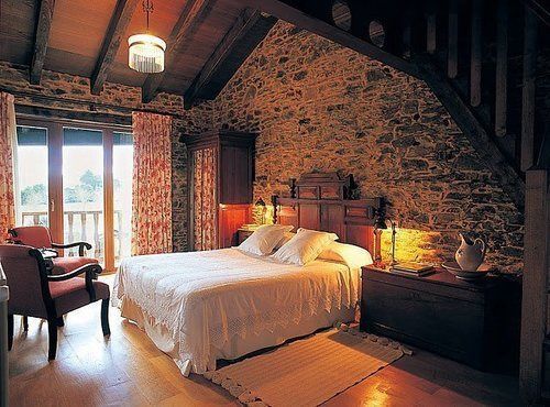 Couette-café Casa Peleyon 2*